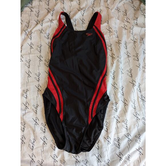 Speedo One Piece Swimsuit Black Red Women's Size 12 - Picture 1 of 8